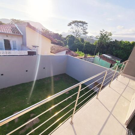 Linda Casa A 200M Da Praia Do Capricornio Caraguatatuba Exteriör bild